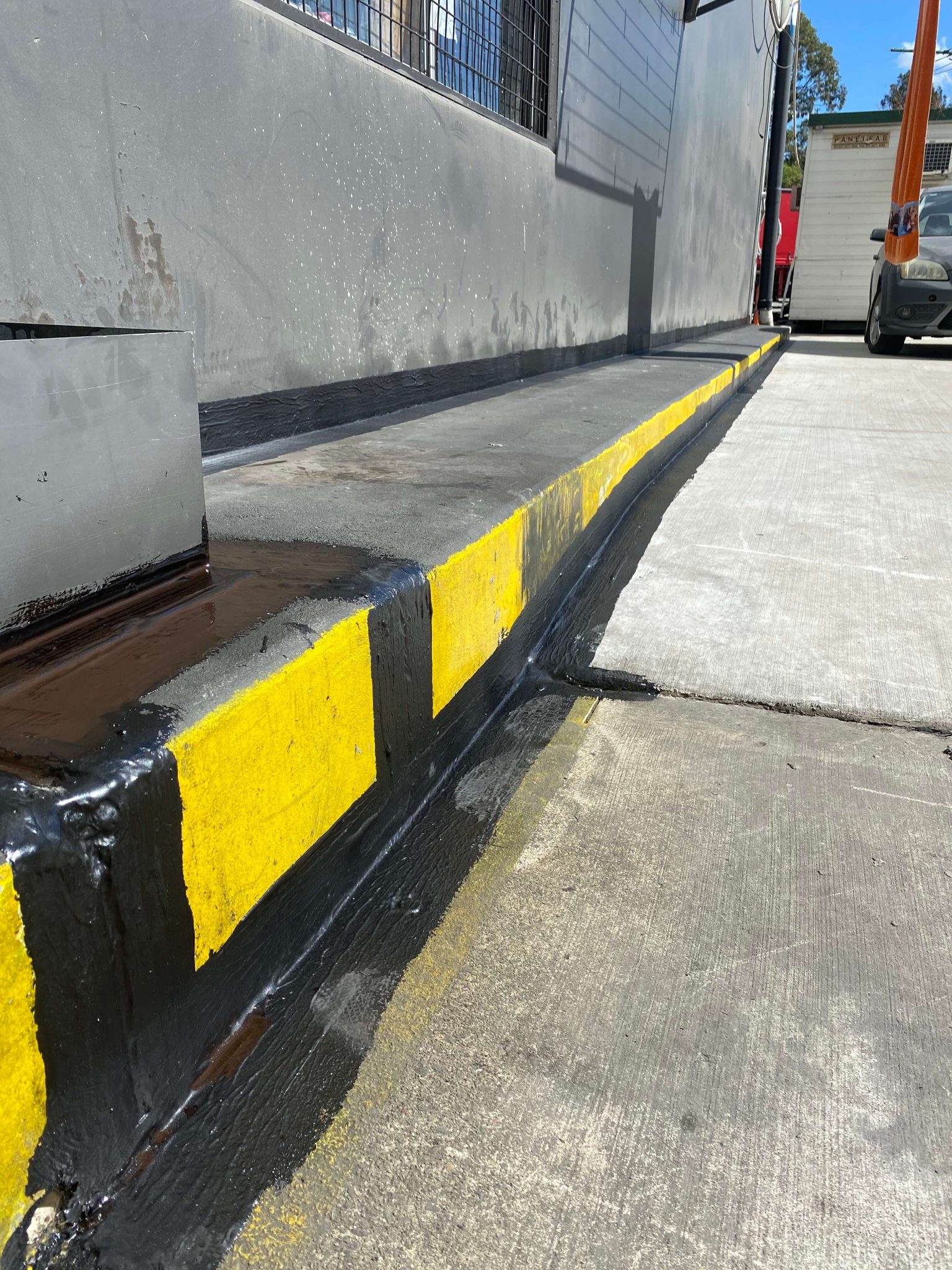 Retaining Walls Waterproofing | Waterproofing Brick Walls | Eight Six Seal